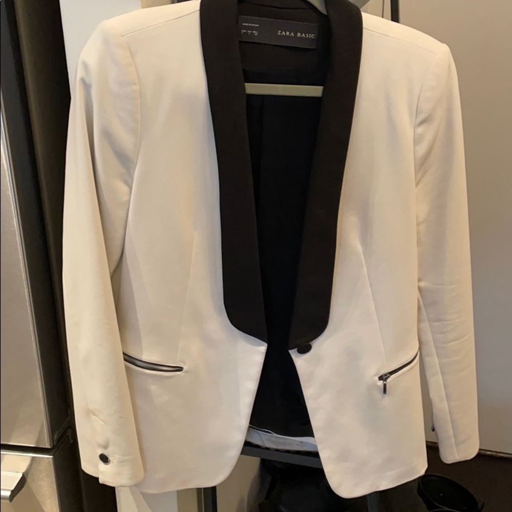 Zara tuxedo jacket size L